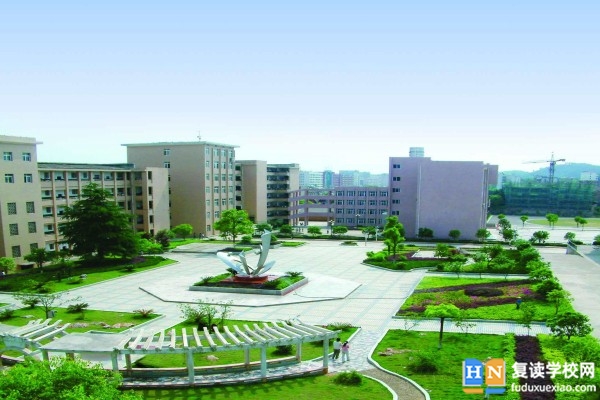 婁底市第三中學(xué)是省重點(diǎn)嗎