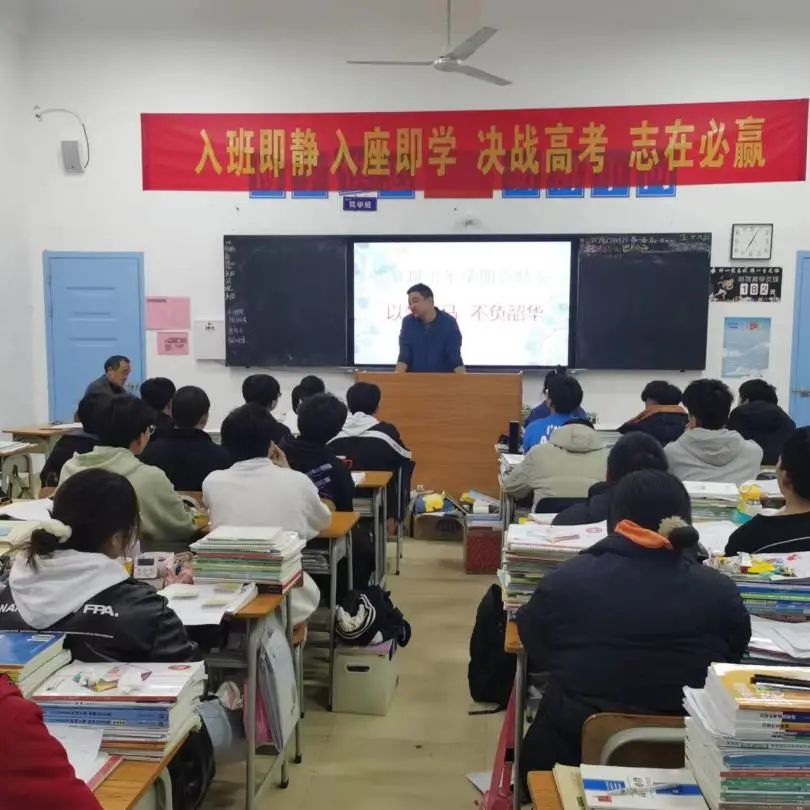 明達(dá)高復(fù)衡陽(yáng)分校環(huán)境實(shí)景