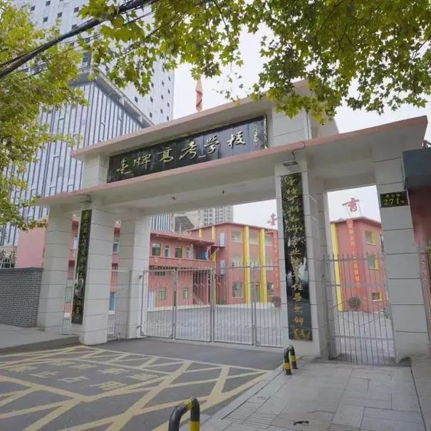 明達(dá)高復(fù)衡陽(yáng)分校環(huán)境實(shí)景