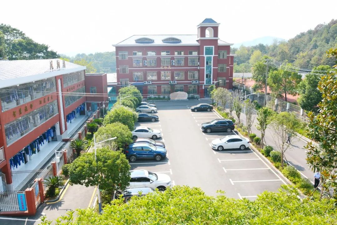 長沙市中南博才高級中學(xué)環(huán)境實景