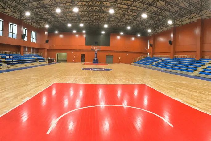 湖南師大二附中復(fù)讀部環(huán)境實景