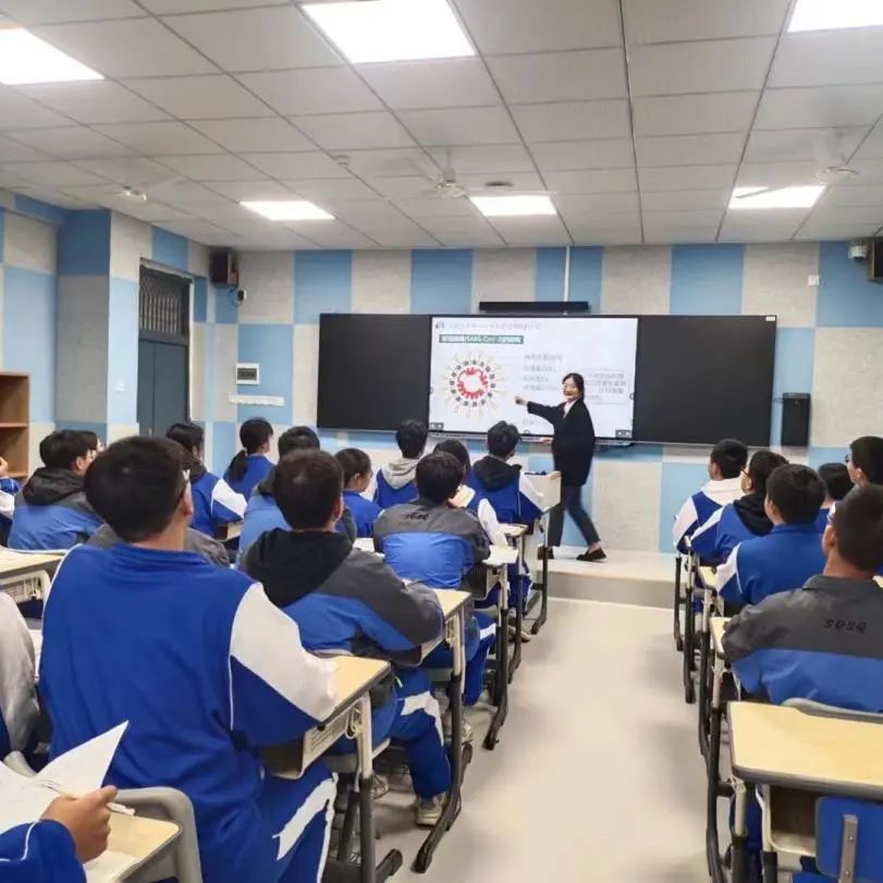 師大思沁新化高級(jí)中學(xué)高復(fù)部環(huán)境實(shí)景