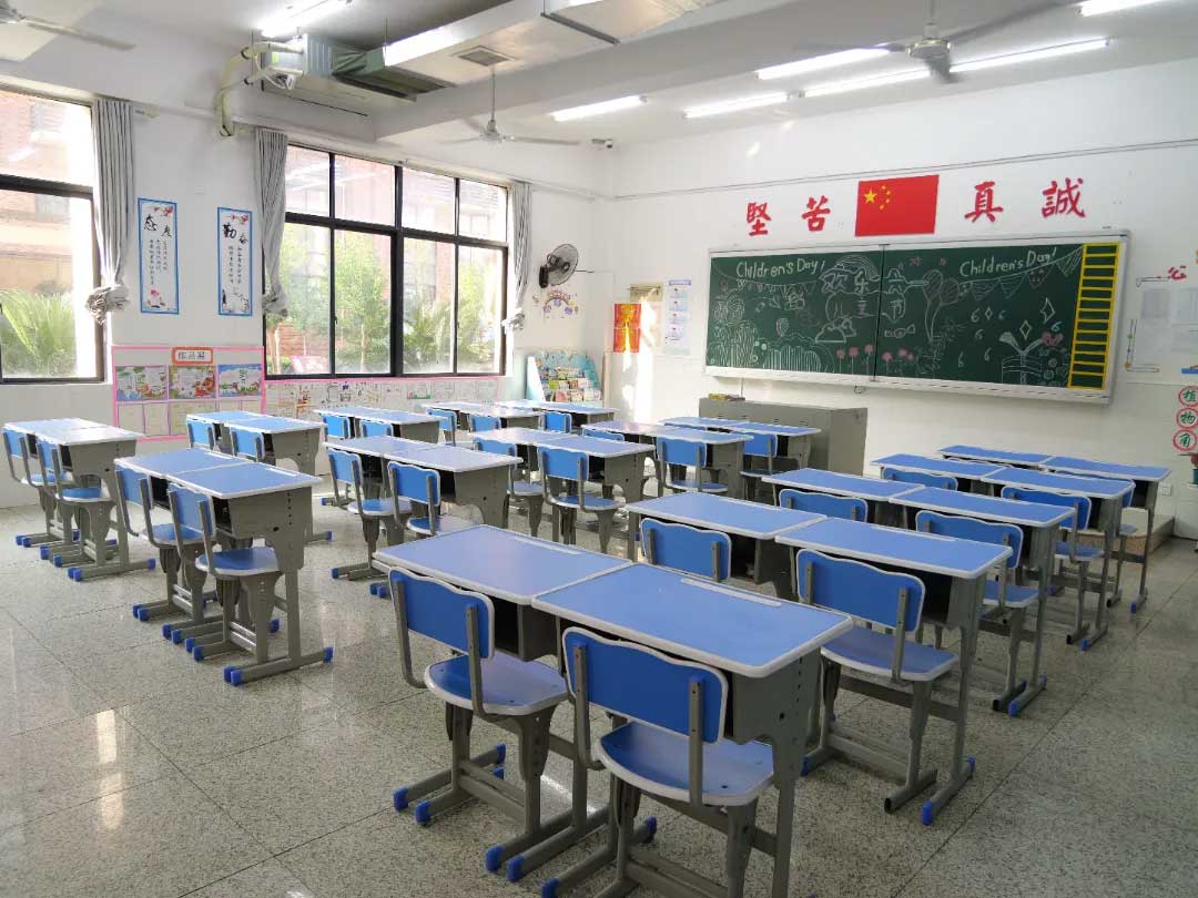 寧遠(yuǎn)縣明德湘南學(xué)校環(huán)境實(shí)景