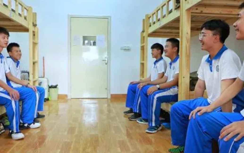 永州瀟湘源學(xué)校高復(fù)部環(huán)境實(shí)景