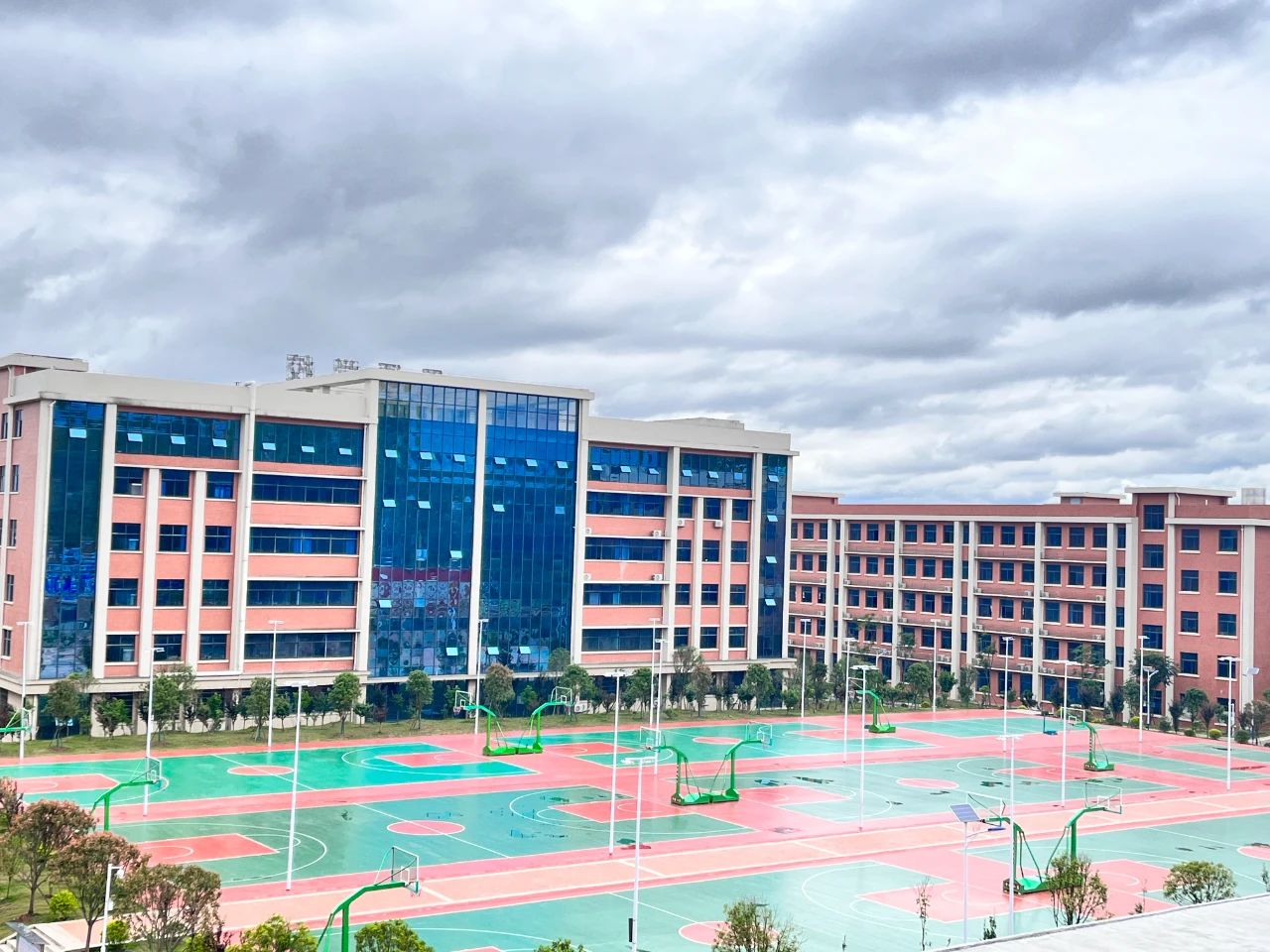 臨武縣玉潭學(xué)校環(huán)境實景