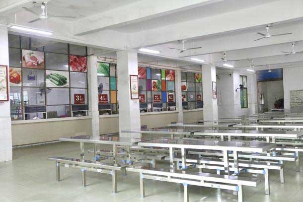 衡陽市衡州中學(xué)復(fù)讀中心環(huán)境實景