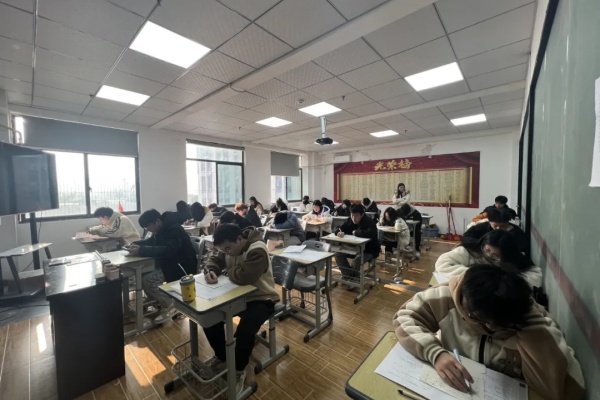 湖南單招教育培訓(xùn)學(xué)校2024招生簡(jiǎn)章