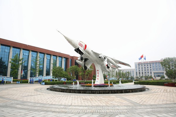 長沙航空職業(yè)技術(shù)學(xué)院環(huán)境怎么樣