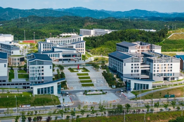 長(zhǎng)沙幼兒師范高等專(zhuān)科學(xué)校校園環(huán)境【多圖】