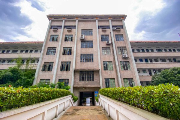 湖南鐵道職業(yè)技術(shù)學(xué)院?jiǎn)握须y不難