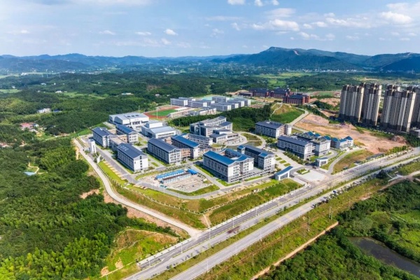 長(zhǎng)沙幼兒師范高等專(zhuān)科學(xué)校校園環(huán)境【多圖】