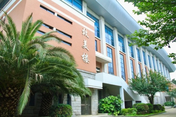 湖南生物機(jī)電職業(yè)技術(shù)學(xué)院校園環(huán)境【多圖】