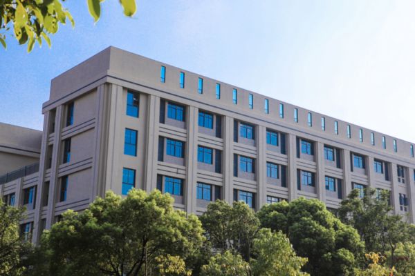 湖南三一工業(yè)職業(yè)技術學院2025年收費標準