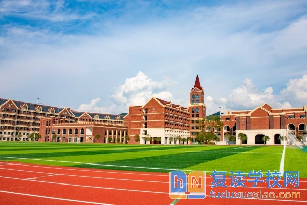 瀏陽市新弘高級中學(xué)收費標(biāo)準(zhǔn)