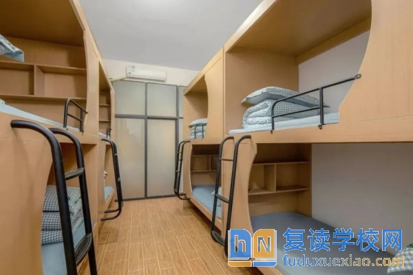 長沙金律藝術(shù)高級(jí)中學(xué)收費(fèi)標(biāo)準(zhǔn)