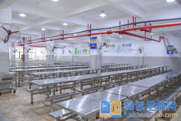 長(zhǎng)沙市思沁高級(jí)中學(xué)收費(fèi)標(biāo)準(zhǔn)