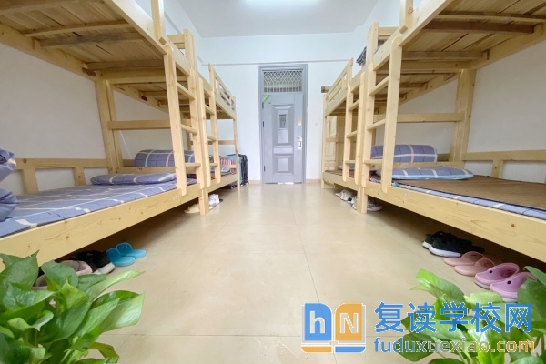 瀏陽市嗣同高級中學(xué)收費標(biāo)準(zhǔn)