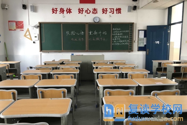 長(zhǎng)沙市同升湖高級(jí)中學(xué)學(xué)費(fèi)多少