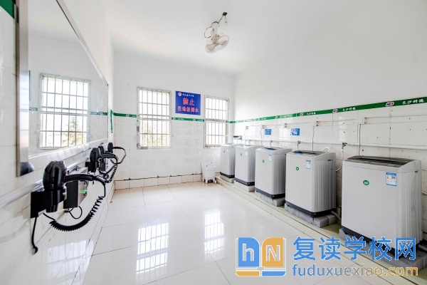 長(zhǎng)沙市思沁高級(jí)中學(xué)收費(fèi)標(biāo)準(zhǔn)