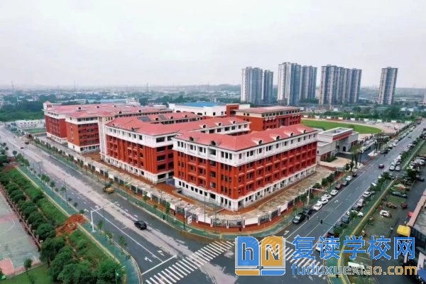 長(zhǎng)沙**高松雅湖學(xué)校學(xué)費(fèi)多少