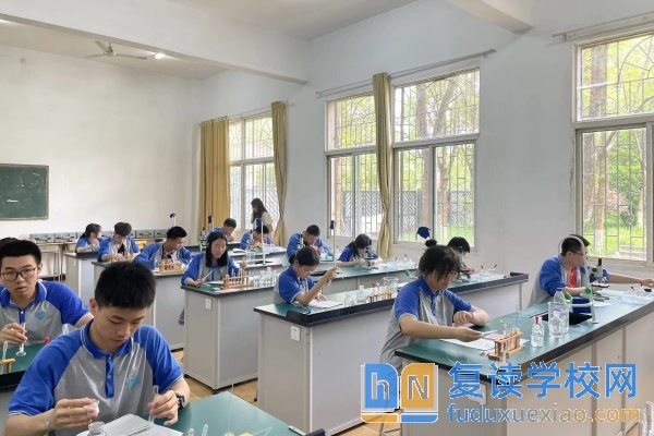 長(zhǎng)沙市思沁高級(jí)中學(xué)收費(fèi)標(biāo)準(zhǔn)