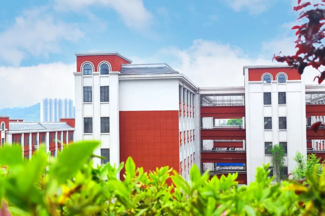 桂陽(yáng)縣展輝學(xué)校高復(fù)班環(huán)境實(shí)景