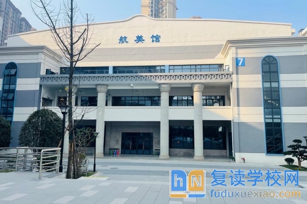 2025年長(zhǎng)沙排名前十職高分?jǐn)?shù)線參考