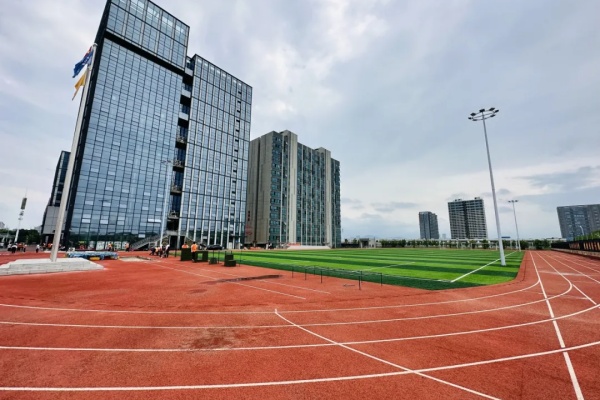 長沙鯤鵬單招復(fù)讀2025招生計劃