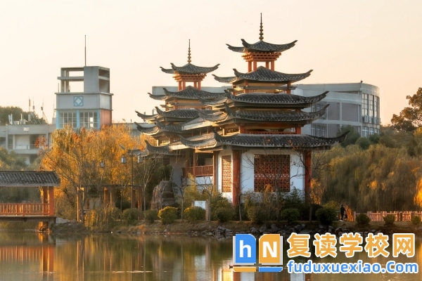 湖南民族職業(yè)學(xué)院2025年錄取分?jǐn)?shù)