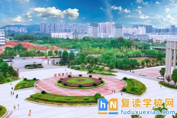 湖南食品藥品職業(yè)學(xué)院2025年單招計(jì)劃及收費(fèi)