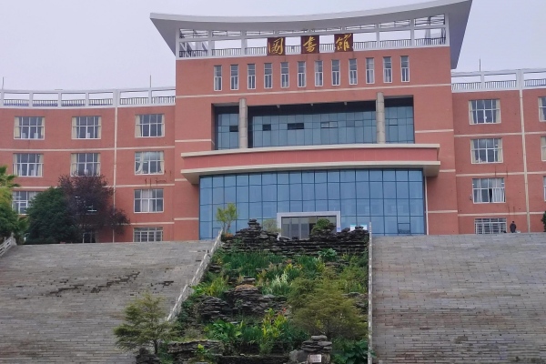 湖南機(jī)電職業(yè)技術(shù)學(xué)院2025年單招計(jì)劃及收費(fèi)標(biāo)準(zhǔn)