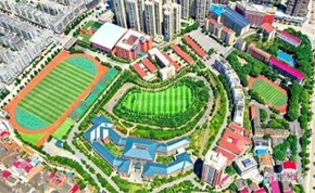 婁底曾國(guó)藩學(xué)校復(fù)讀部